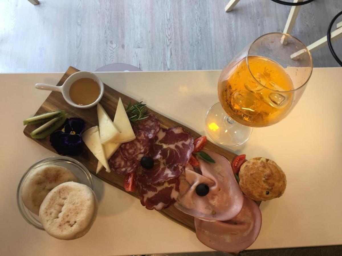 Le Grazie Hotel Ассизи Экстерьер фото
